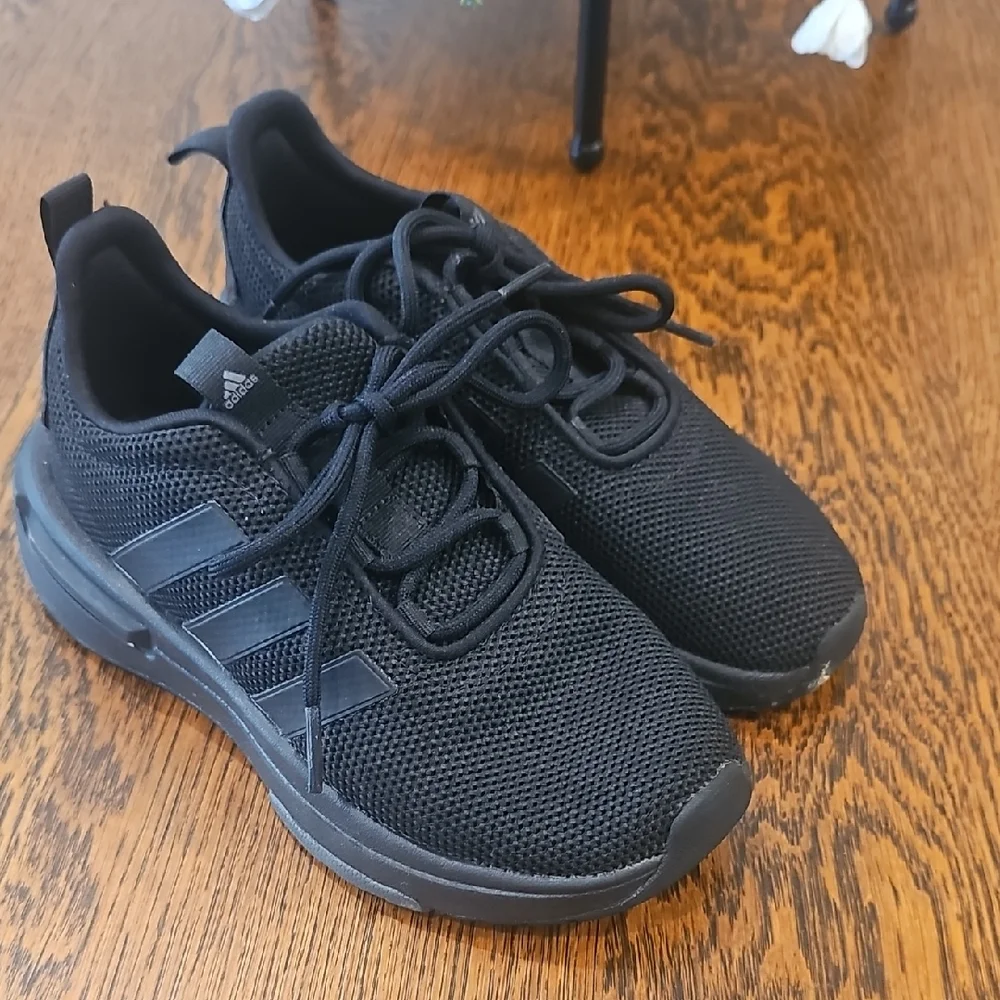 Kids Adidas Triple Black Running Shoes - Picture 1 of 4